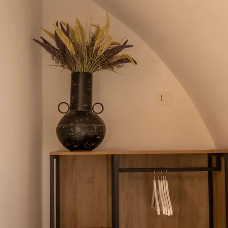 L'incanto Delle Mura Guest house *